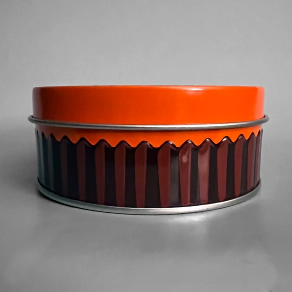 Reeses Peanut Butter Cups Tins & Mini Mug - Picture 13 of 14